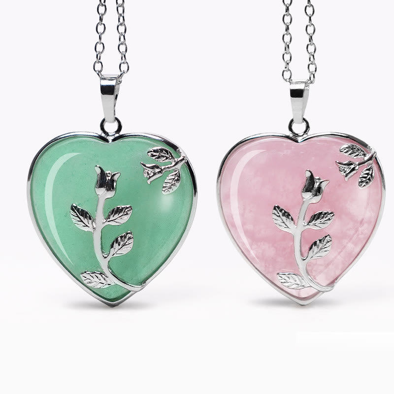 Aventurin Herzanhänger Kette Blume grün rosa Naturstein elegant.