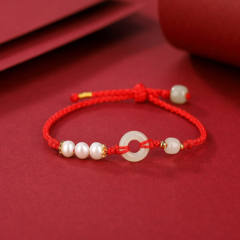 Rotes Armband mit Perlen und Jade-Anhänger Glück Frieden
