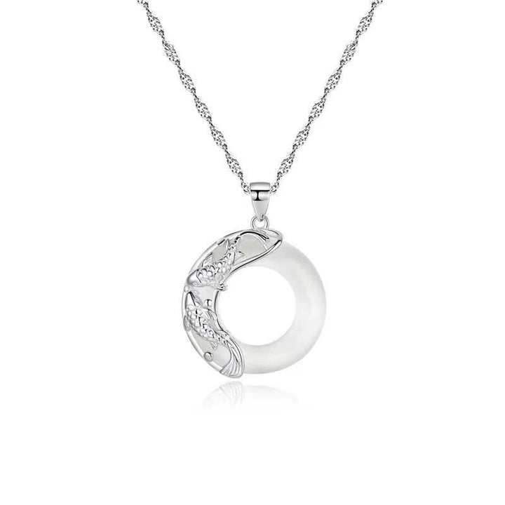 Silberne Kette Jade Koi Fisch – Glück Anhänger elegant