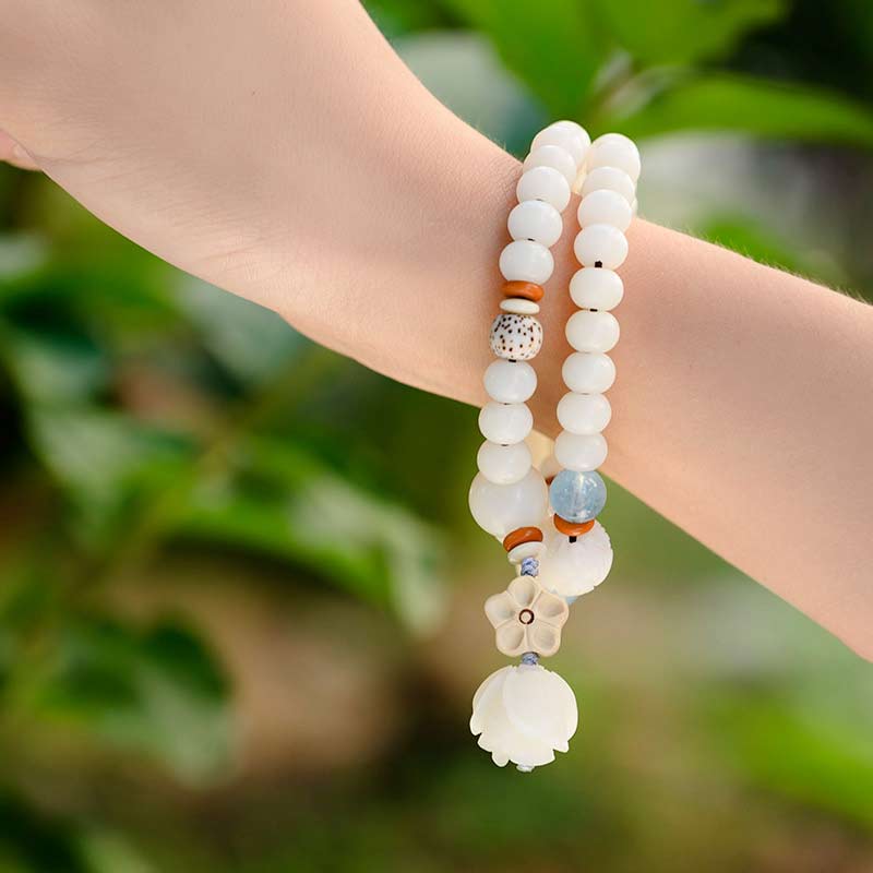 Armband Weiße Jade Bodhi Lotus Segen eleganter Naturstein Handgelenk getragen