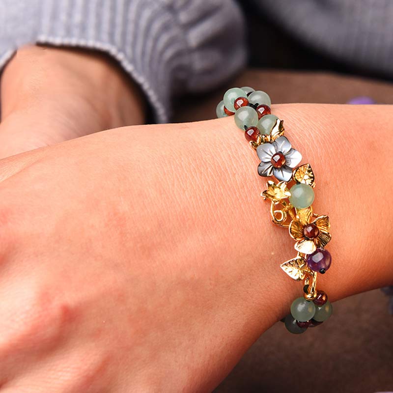 Armband Grüner Aventurin Granat & Blüten Anhänger - Glück