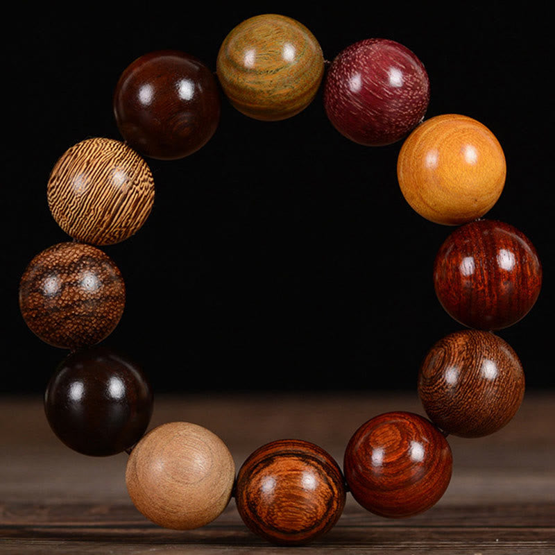 Armband Sandelholz Schutz Heilung Holzperlen natürliche Farbtöne