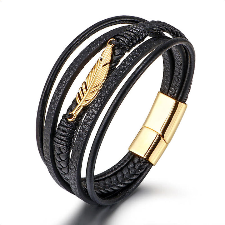 Schwarzes Lederarmband mit magnetischem Verschluss und goldenem Blatt-Charm