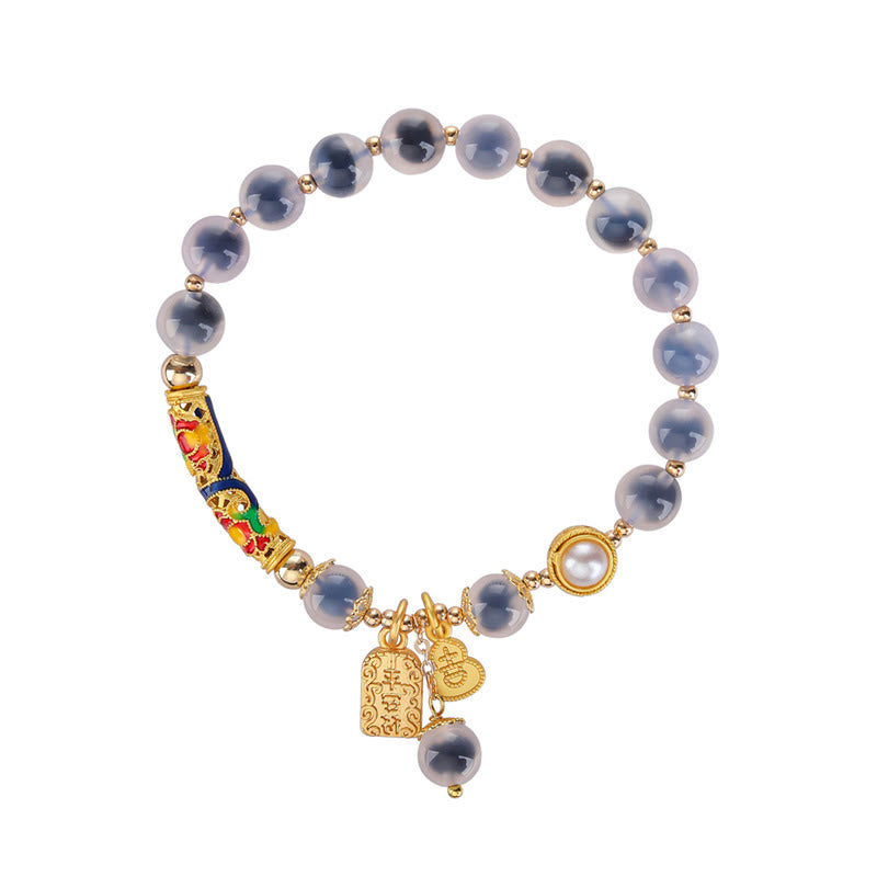 Armband Achat – Stärke Energie mit goldenen Perlen und Anhängern elegant