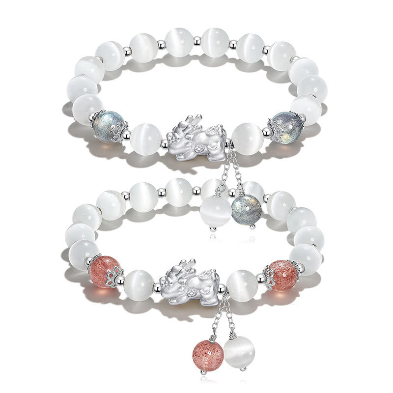 Armband Erdbeerquarz Mondstein Pixiu weiß Perlen Charm elastisch.