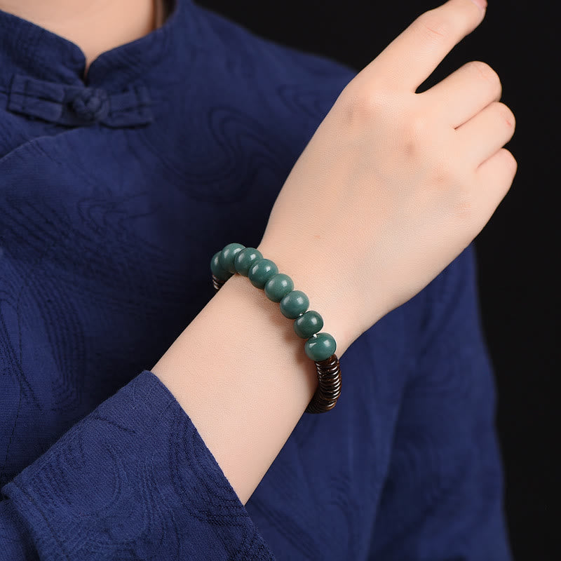 Armband Tibet Cyan Bodhi Samen Dzi am Handgelenk getragen elegantes Design
