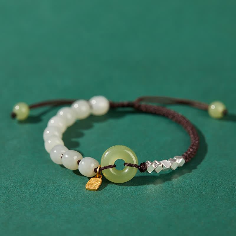 Jade Armband mit weißen Perlen grünem Stein Glück Frieden