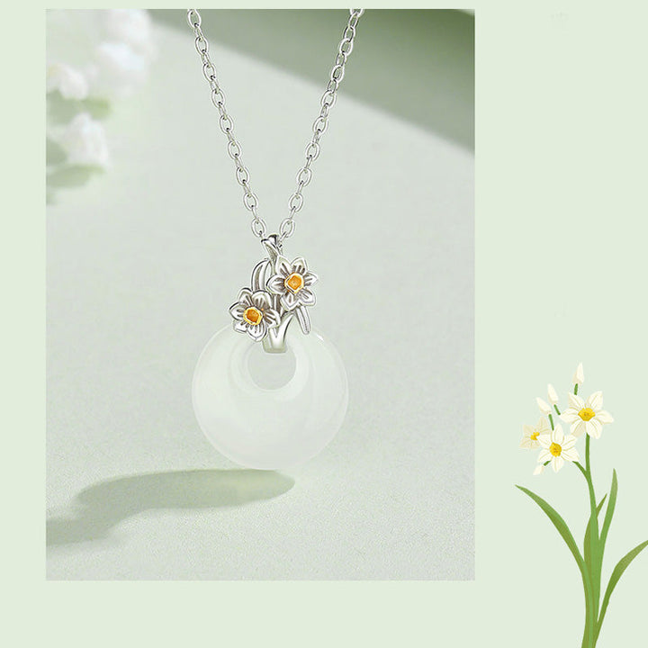 Kette Chalcedon Zwölf Blüten Harmonie Eleganz