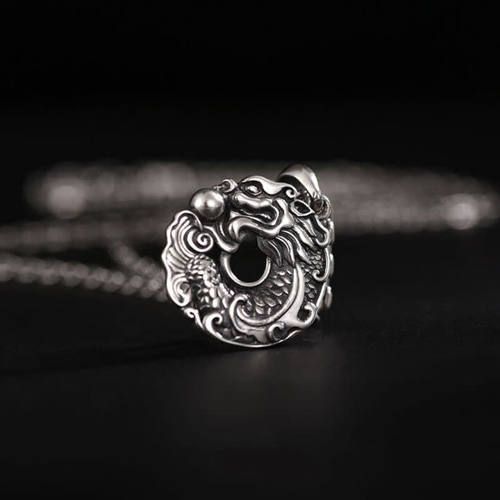 Silber Drachen Anhänger Detail Glanz