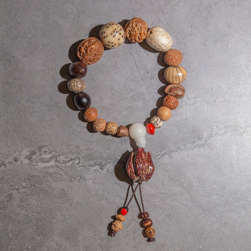 Mala Bodhi Armband aus Naturholzperlen mit roten Akzenten Glück Wohlstand