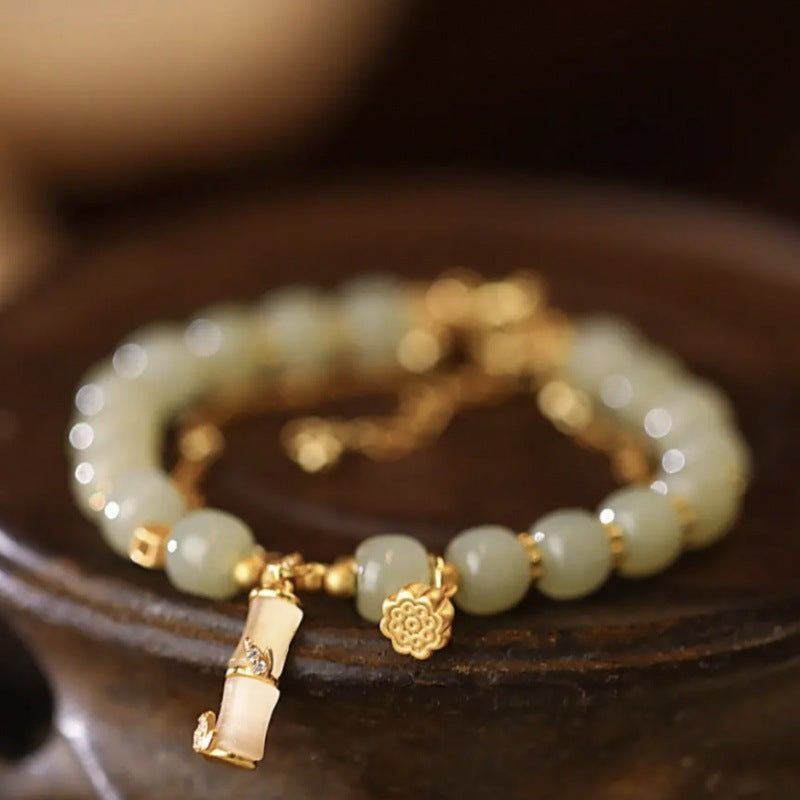 Jade Bambus Armband mit goldenen Perlen Verschluss elegantes Design