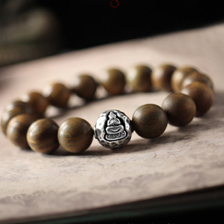 Sandelholz Armband mit silbernem Buddha Charm Perlen elastisch
