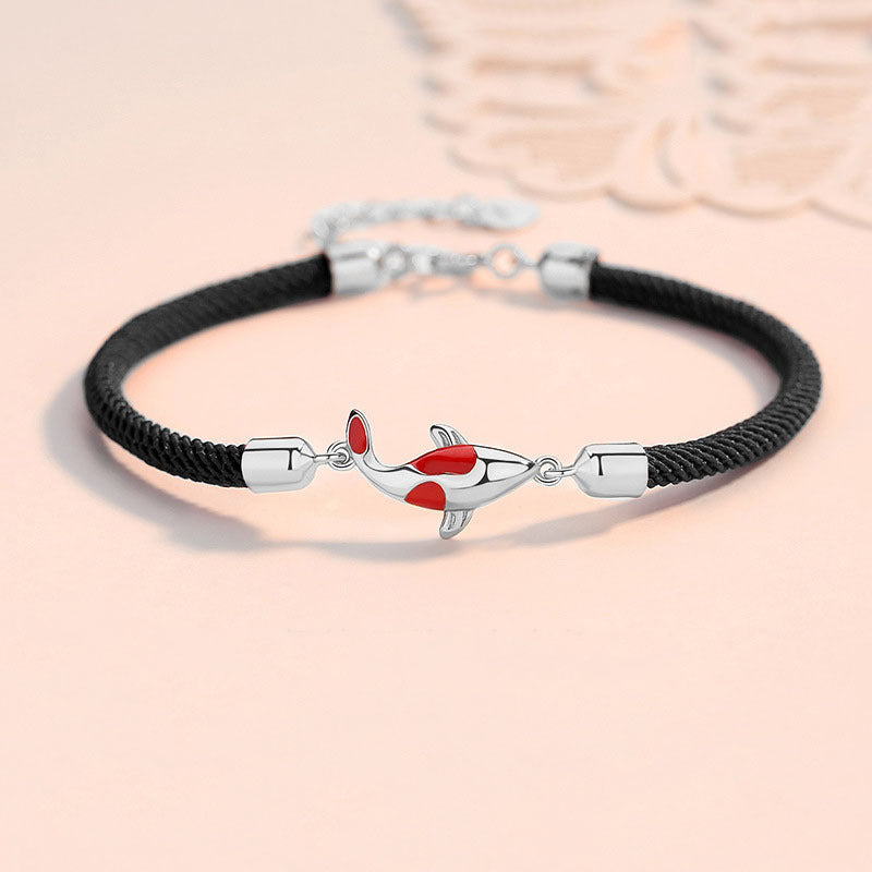Armband Koi Fisch schwarzes Textilband silberne Verschlüsse rote Details