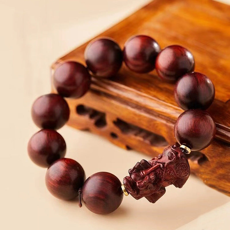 Armband PiXiu Sandelholz – Schutz & Glück