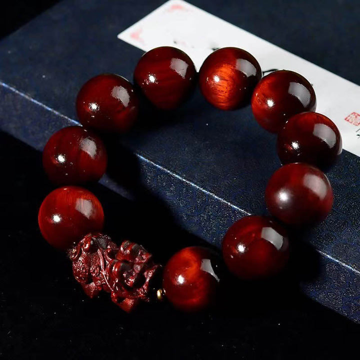 Armband PiXiu Sandelholz – Schutz & Glück