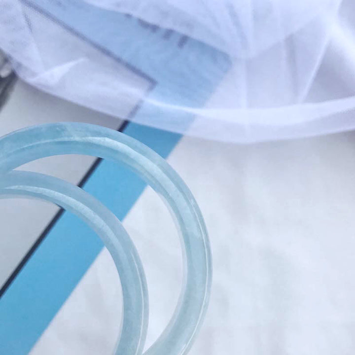 Armband Aquamarin – Segen hellblau elastisch Naturstein Handgelenk getragen