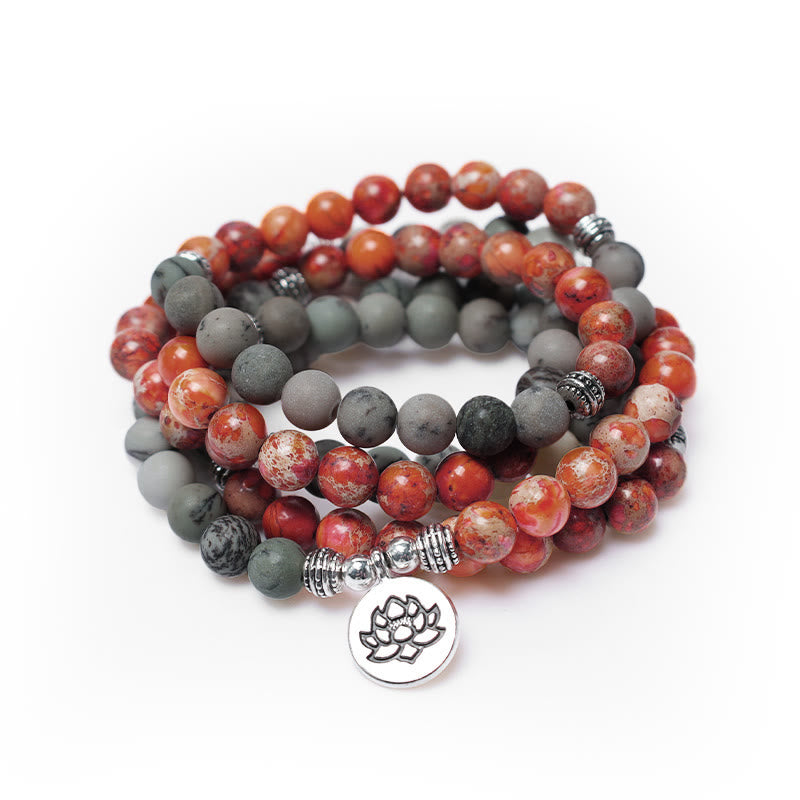 Armband Lotus – Schutz mit roten und grauen Natursteinen, Lotusanhänger