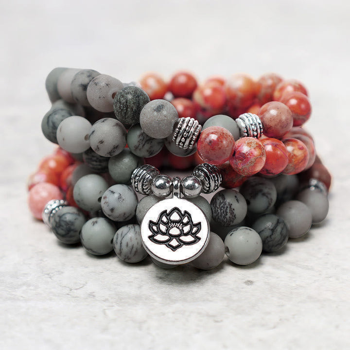 Armband Lotus – Schutz grau rot Naturstein Perlen Lotusanhänger elastisch