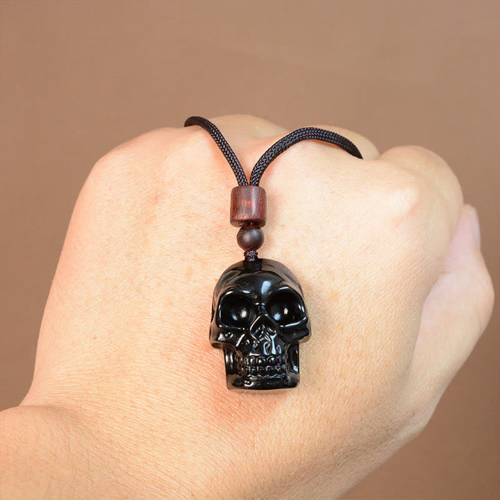 Totenkopf Kette Obsidian Erfüllung