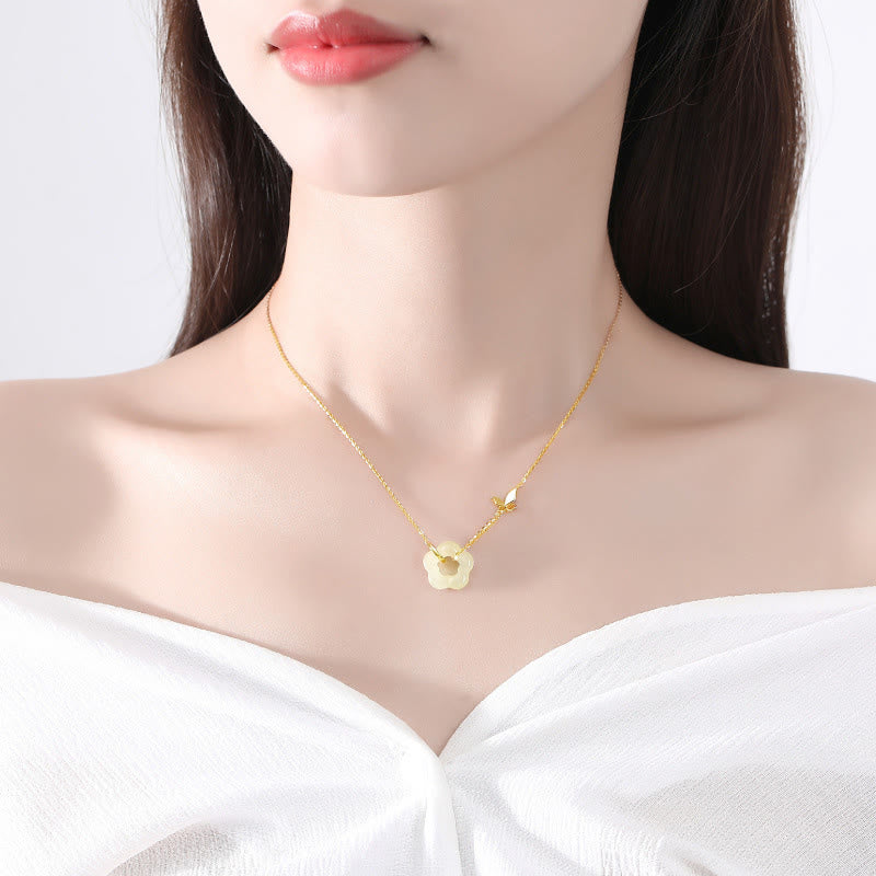 Kette Gold Hetian Jade Blüte Schmetterling