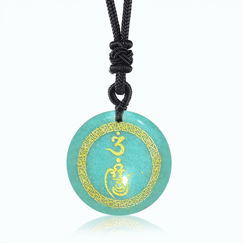 Jade Anhänger Kette grün OM Vajra Symbol Natur Schutz