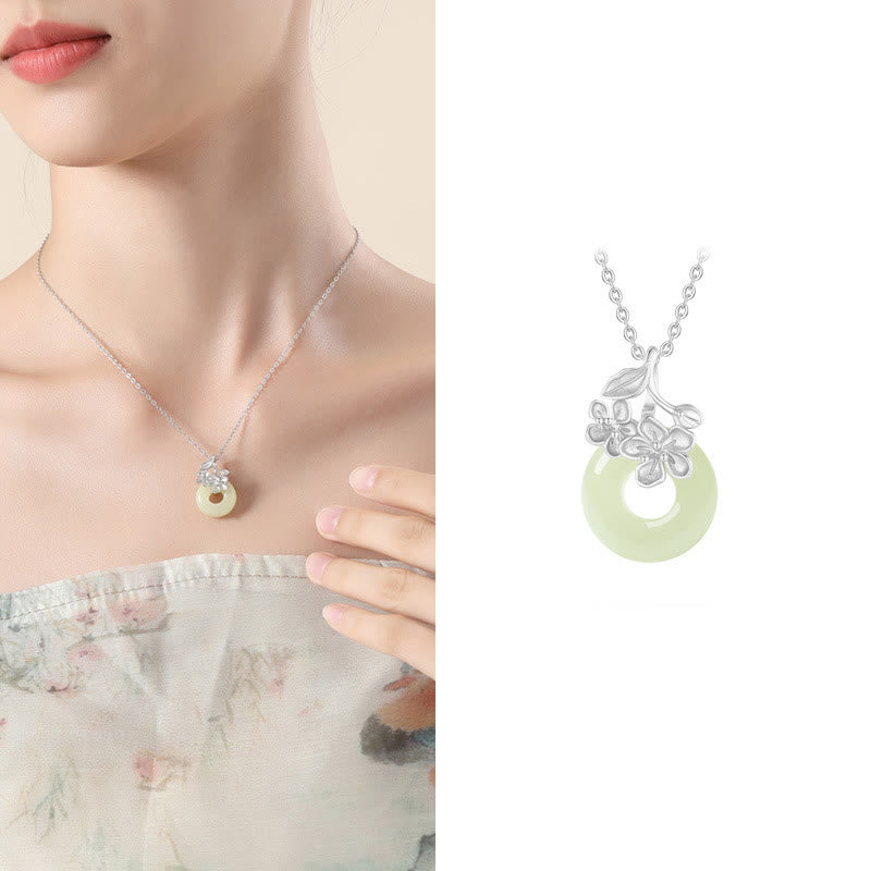 Grüne Hetian Jade Kette mit Sterlingsilber Blatt Anhänger Frieden