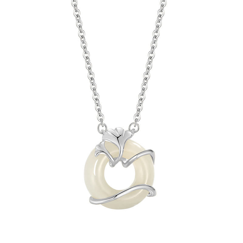 Hetian Jade Kette mit Ginkgoblatt Anhänger in Silber Naturstein