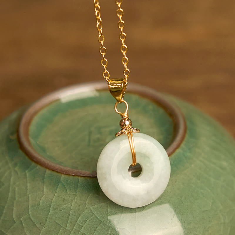 Jade Friedensschnalle, Goldkette, Harmonie, Glück