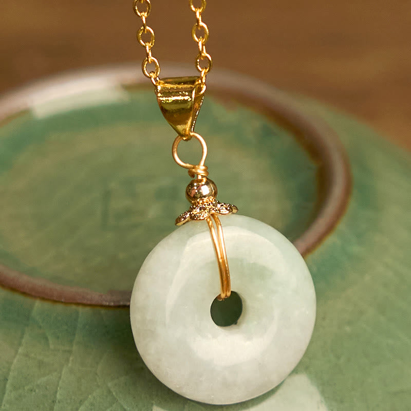 Jade Friedensschnalle, Goldkette, Harmonie, Glück