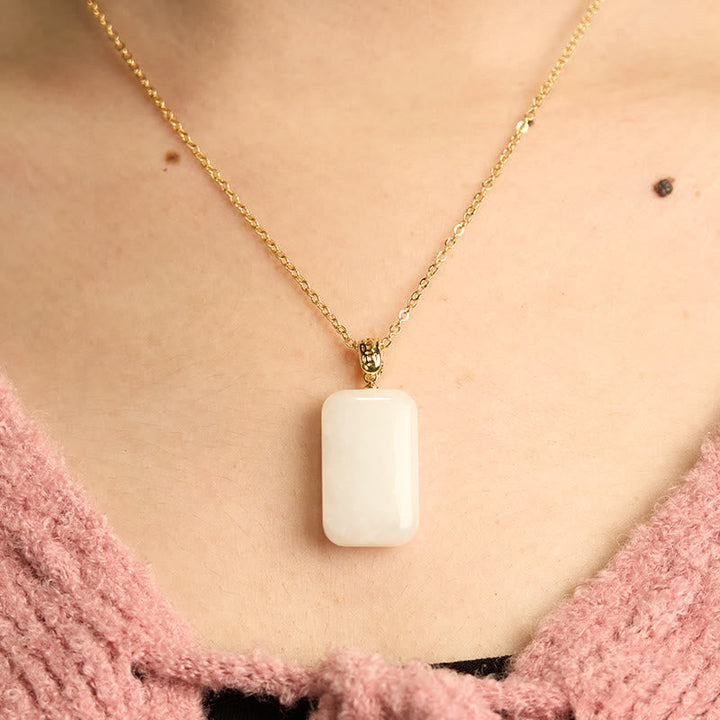 Hetian Jade, feminin, harmonisch, schützend, zeitlos