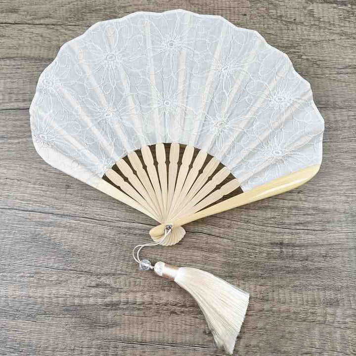 Handfächer Hochzeit Blütenstickerei Quasten Muschelform Weiße Blumen