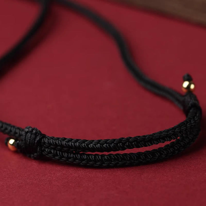 Schwarze geflochtene Kette Zinnober Chinesischer Tierkreis – Segen Goldkappe