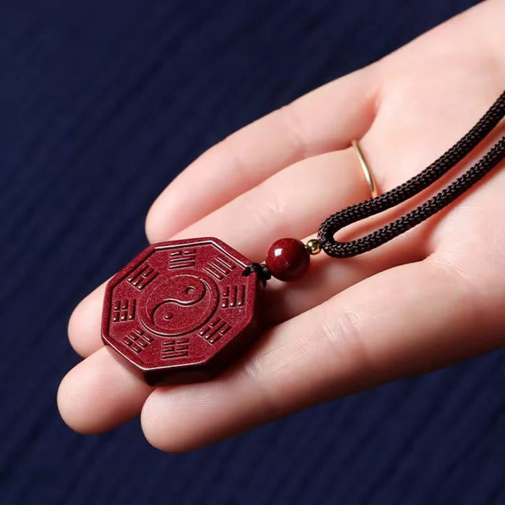 Rote Bagua Anhänger Kette schwarze Schnur Zinnober Taishang Symbol