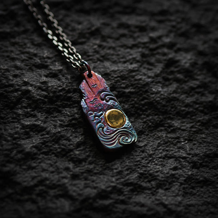 Bunte Kette Vergoldet Wellen-Anhänger mit Spiralen und Gold-Details