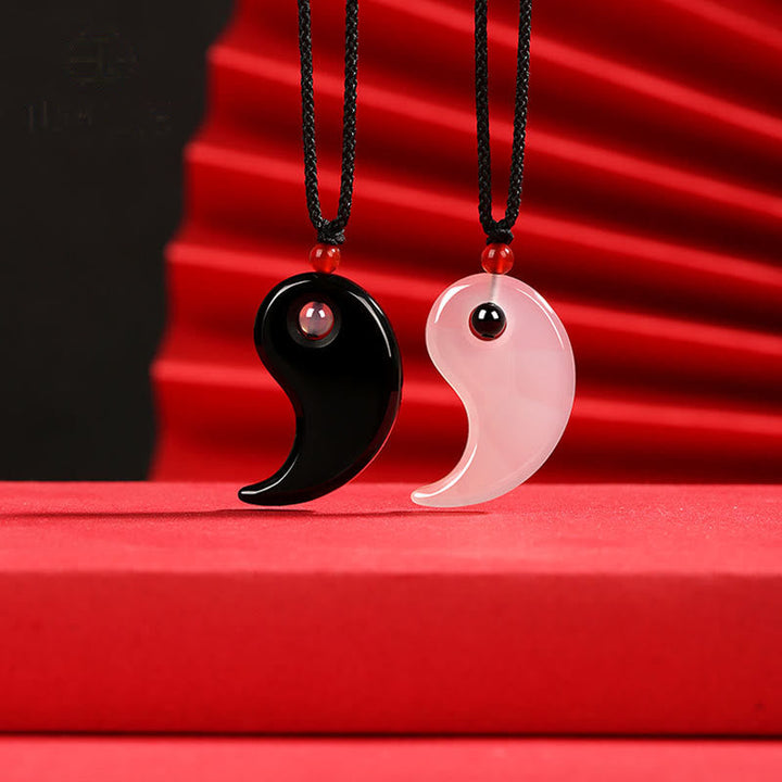 Yin Yang Anhänger Kette Schwarzonyx Achat Edelstein Schmuckfoto