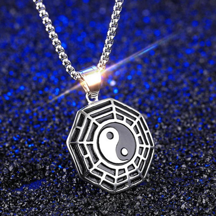 Titanstahl Kette Bagua Yin Yang Balance eleganter Anhänger
