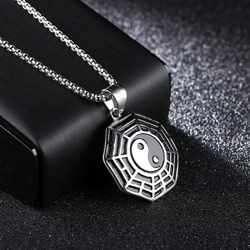 Titanstahl Kette mit Bagua Yin Yang Anhänger Silber
