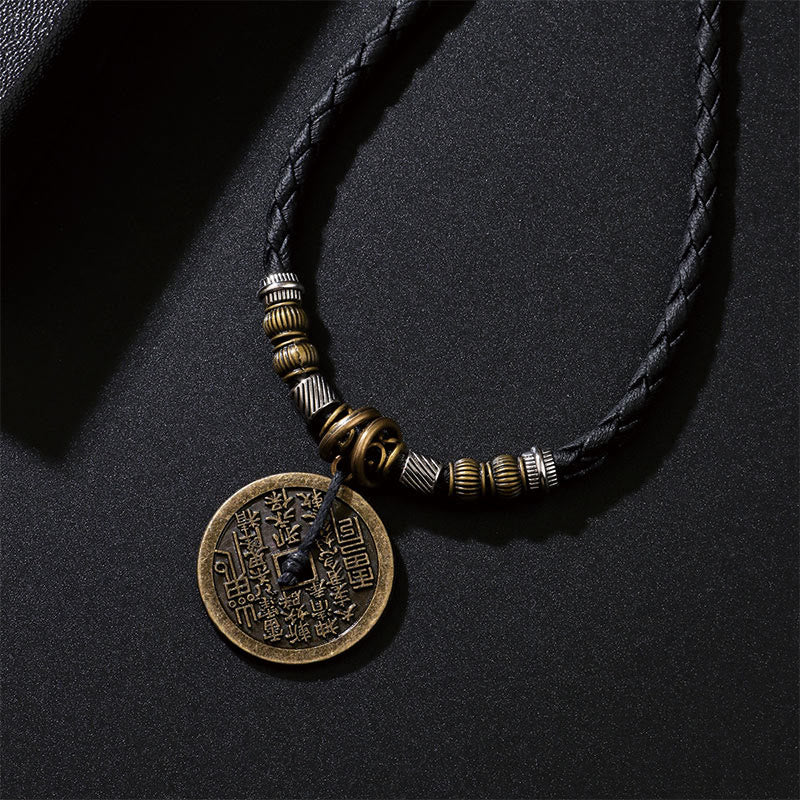 Schwarze Kette mit Kupfermünze Bagua Harmonie Anhänger Metallperlen