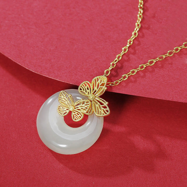Hetian Jade Kette mit Schmetterling Anhänger Zirkon golden