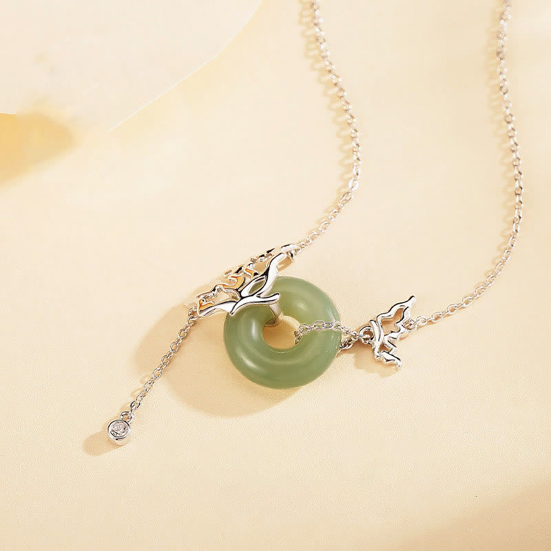 Jade Kette mit grünem Anhänger Vogel Naturstein Schmuck