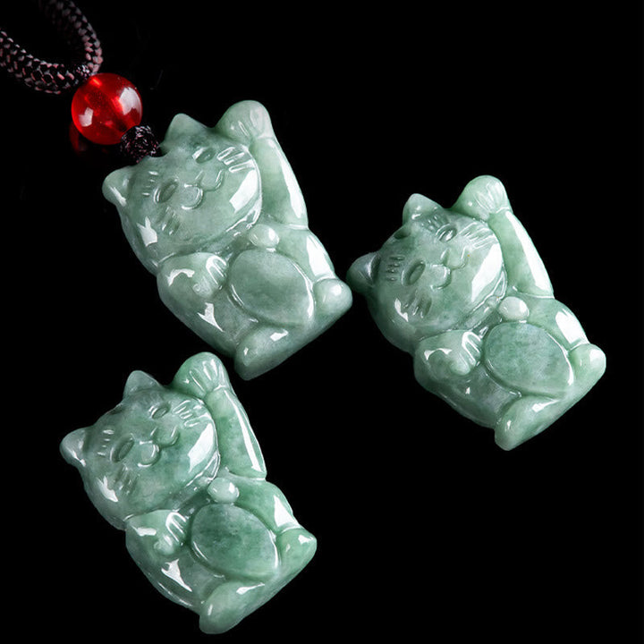 Jade Glückskatze Anhänger Kette mit roter Perle grüner Naturstein