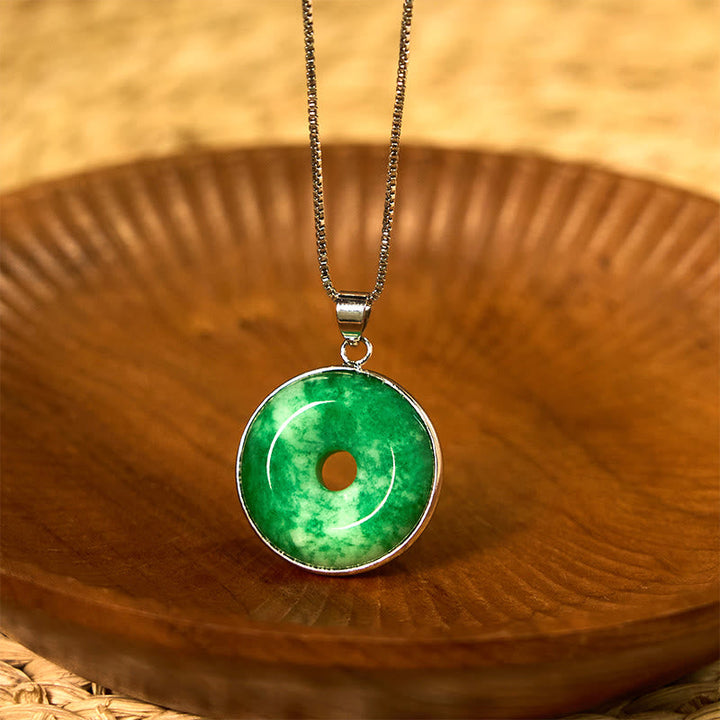 Grüne Jade Donut Anhänger Kette Naturstein Buddha Heilung