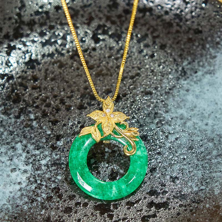 Grüne Jade Kette mit Blume Schnalle goldene Fassung Heilstein
