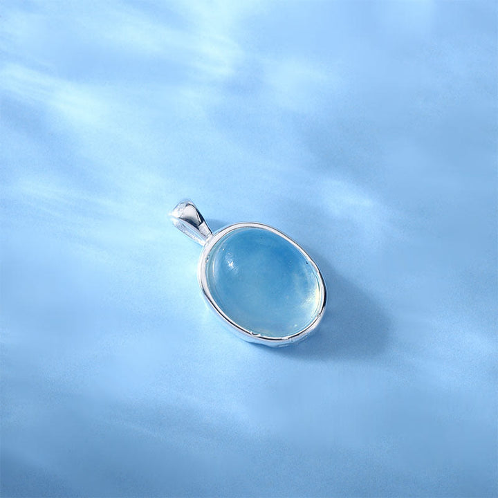 Hellblauer Aquamarin Kette Sterlingsilber Buddha Anhänger Heilstein