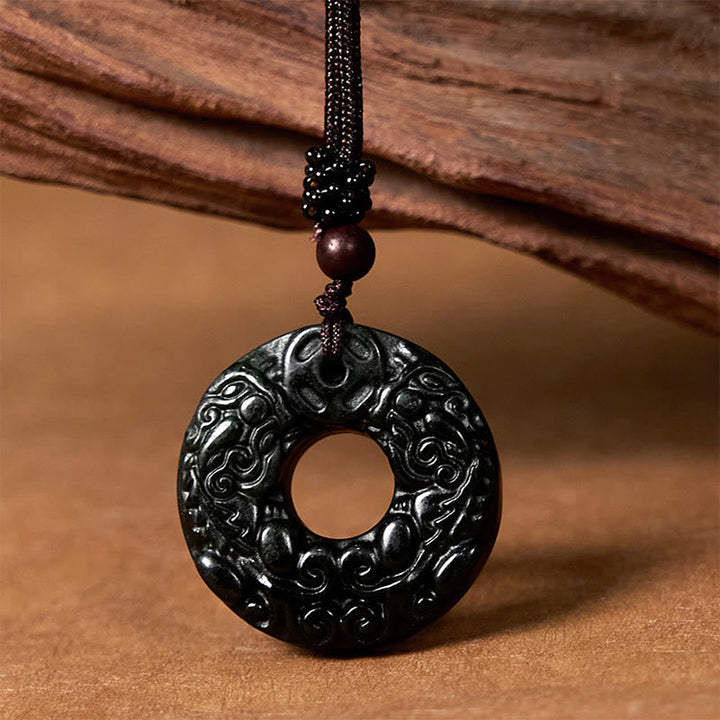 Schwarze Jade Pixiu-Schnalle Tibet Kette Schutz Anhänger Naturstein