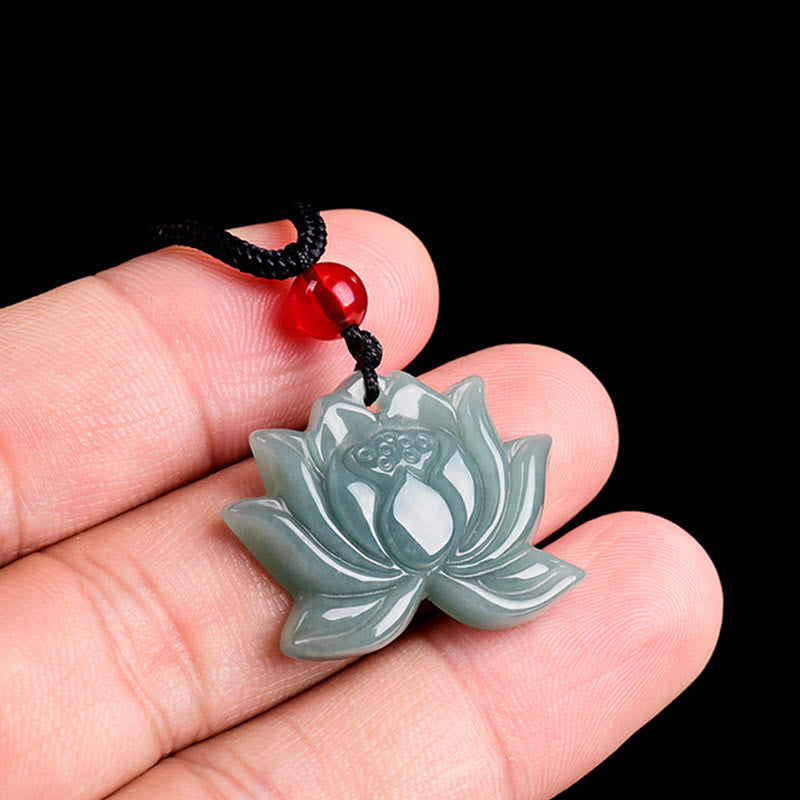 Jade Lotus-Blume geschnitzte Kette grüner Anhänger Wohlstand Schmuck Hand