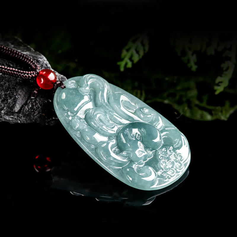 Kette Jade Neunschweifiger Fuchs mit rotem Achat Anhänger Glück