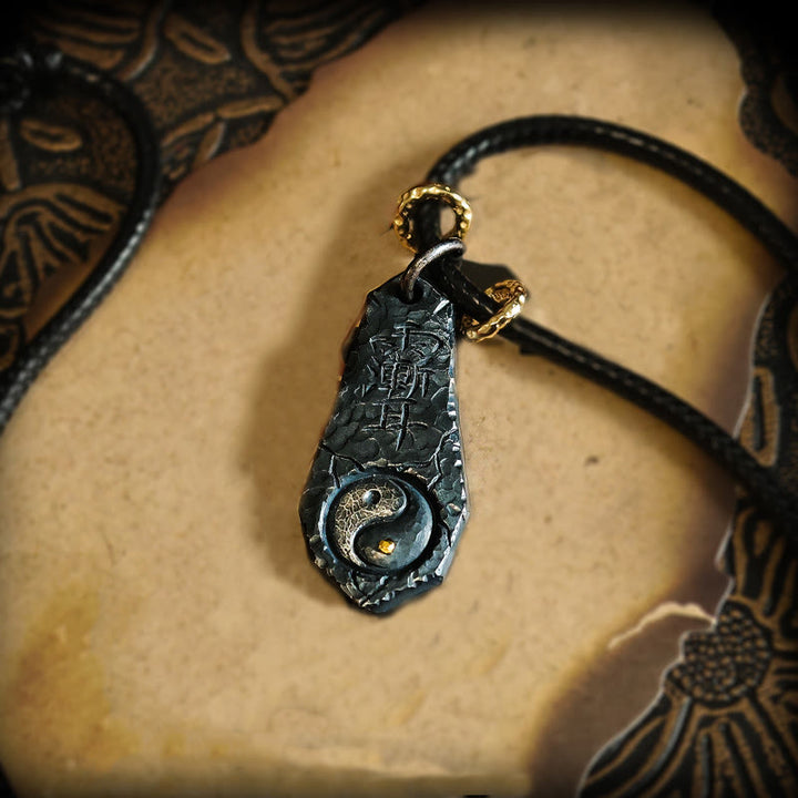 Schwarze Kette Sterlingsilber Yin Yang Harmonie Naturstein Anhänger