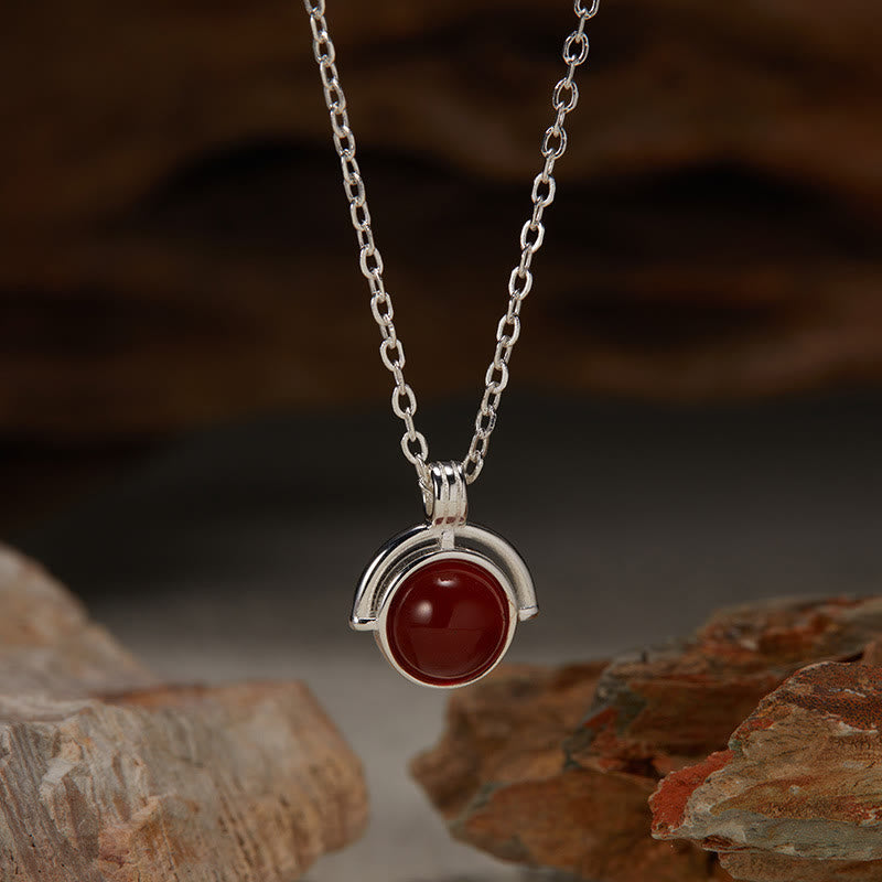 Silberne Kette Roter Achat Anhänger Naturstein eleganter Schmuck