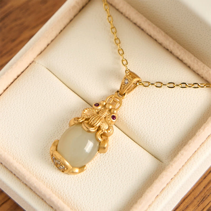 Weiße Jade Pixiu Anhänger Kette Gold vergoldet Glück Reichtum